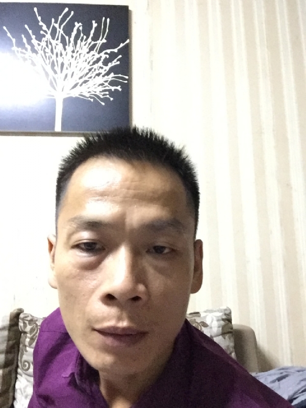 alongzhe的第一张照片--百色中老年相亲网