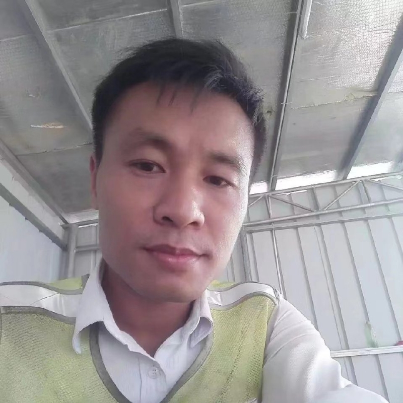 小马哥的第一张照片--百色中老年相亲网